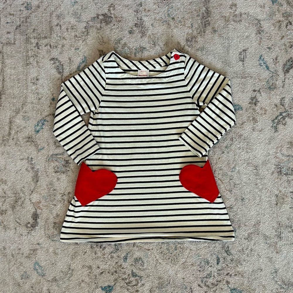 Hanna Andersson long sleeve swing dress with heart pockets